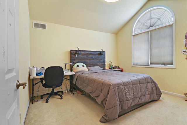 6001 94th COURT, Kenosha, WI 53142