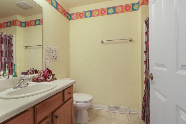 6001 94th COURT, Kenosha, WI 53142