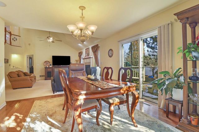 6001 94th COURT, Kenosha, WI 53142