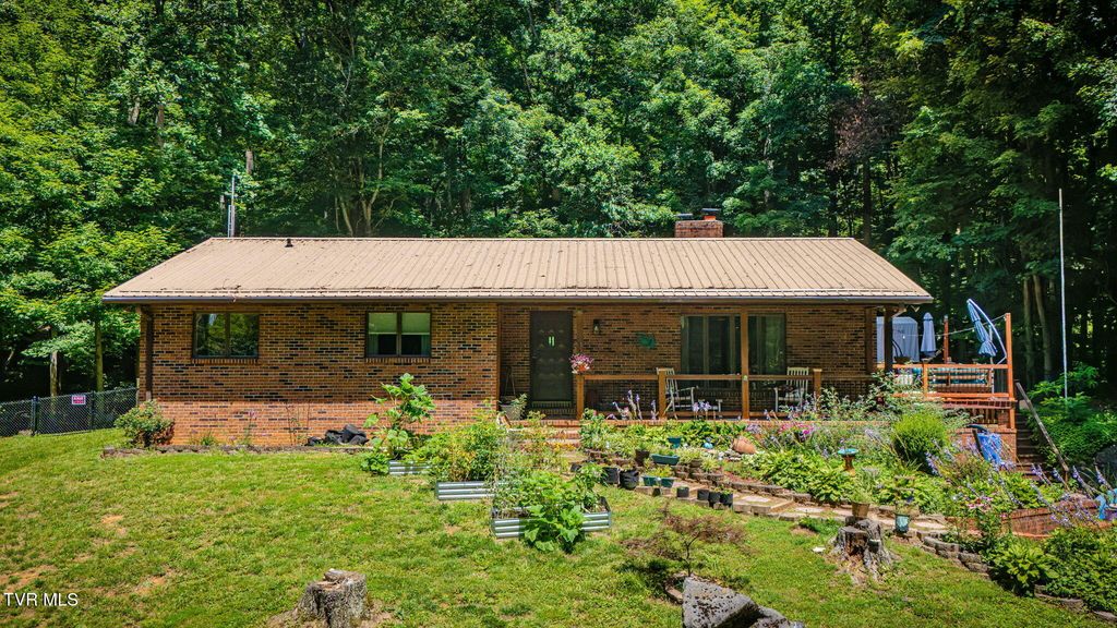 341 Clark Road, Bristol, TN 37620