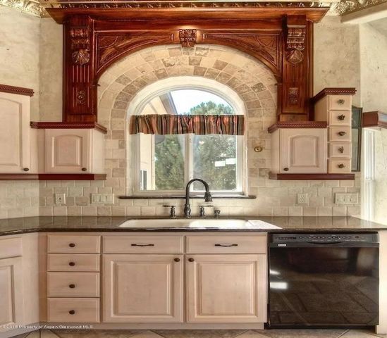233 Meadow Creek Drive, Parachute, CO 81635