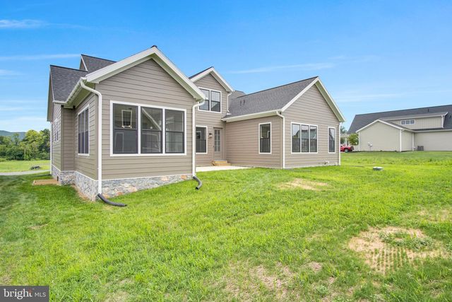 259 BREECHES RUN, Boiling Springs, PA 17007