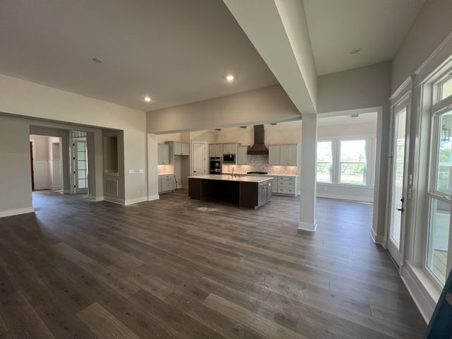 7285 Northwest Hwy, Fairview, TN 37062