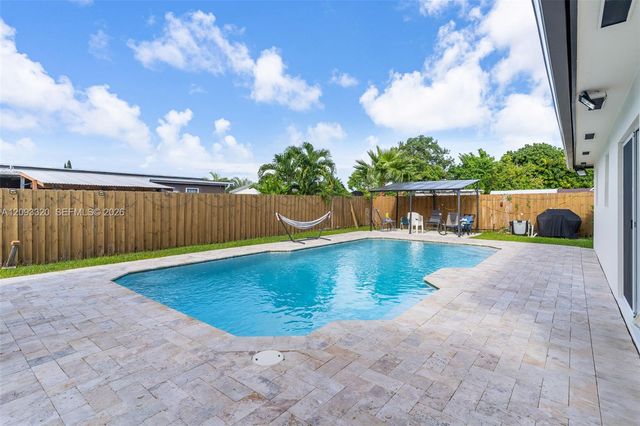15105 SW 305th Terrace, Homestead, FL 33033