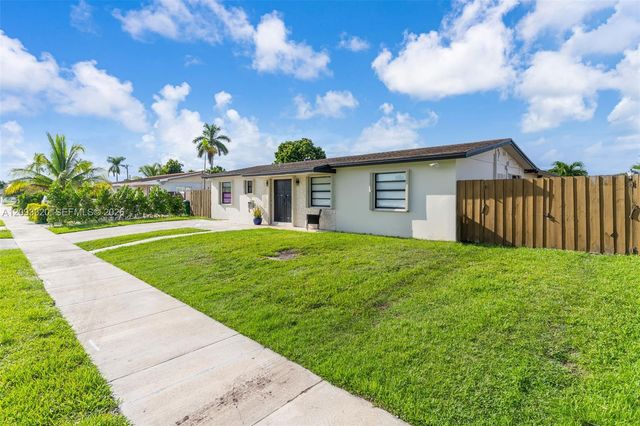 15105 SW 305th Terrace, Homestead, FL 33033
