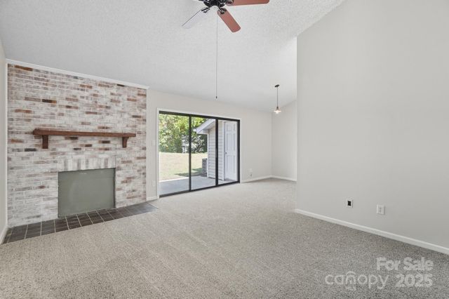 7824 Davinci Lane, Charlotte, NC 28226