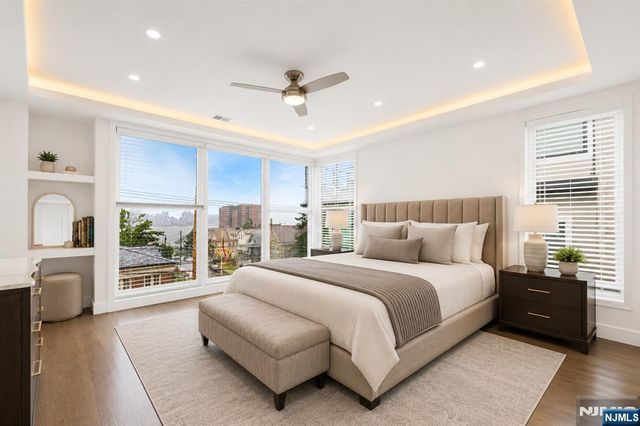 506 Undercliff Avenue, Edgewater, NJ 07020