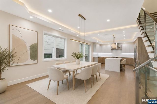 506 Undercliff Avenue, Edgewater, NJ 07020
