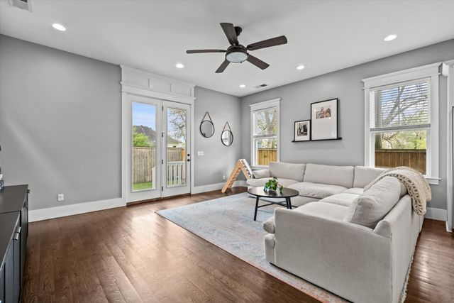 1030 Burchwood Ave, Nashville, TN 37216