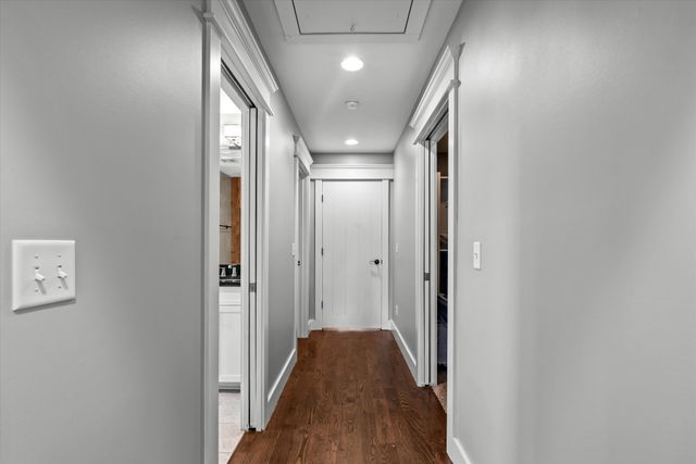 1030 Burchwood Ave, Nashville, TN 37216