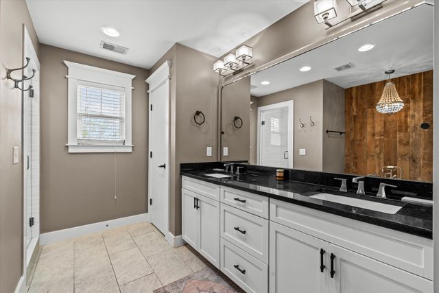 1030 Burchwood Ave, Nashville, TN 37216
