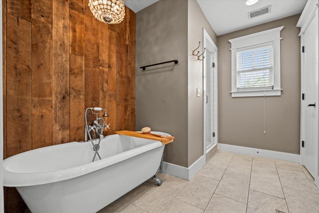 1030 Burchwood Ave, Nashville, TN 37216