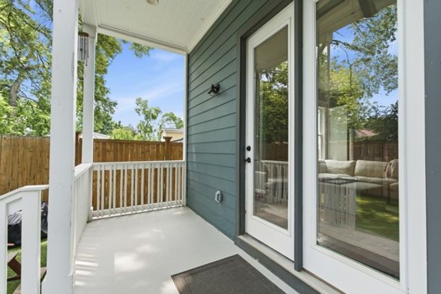1030 Burchwood Ave, Nashville, TN 37216
