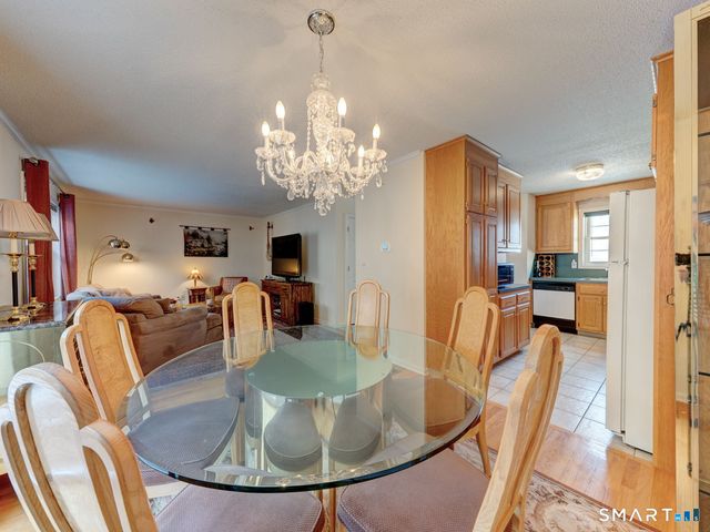 962 South Main Street APT 17, Southington, CT 06479