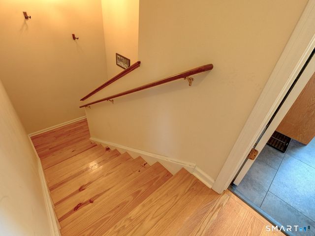 962 South Main Street APT 17, Southington, CT 06479