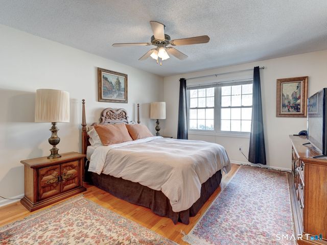 962 South Main Street APT 17, Southington, CT 06479