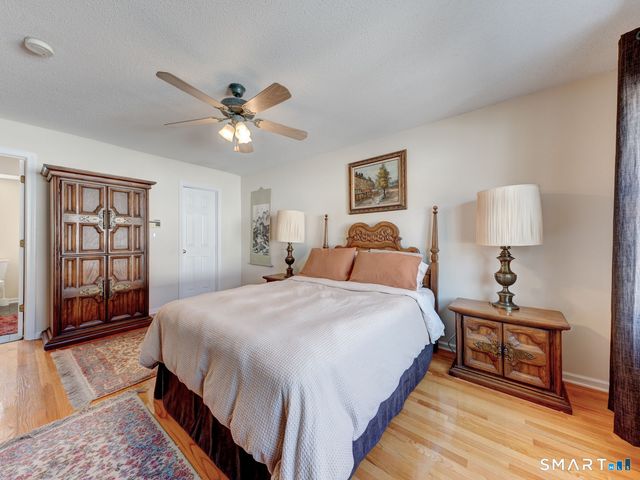 962 South Main Street APT 17, Southington, CT 06479