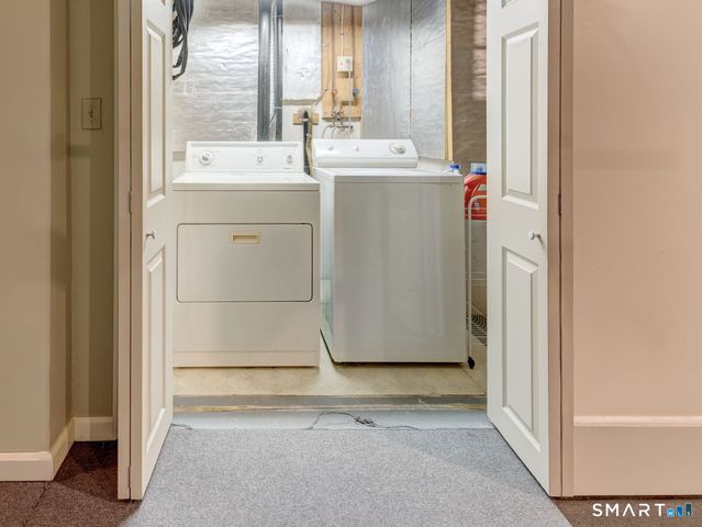 962 South Main Street APT 17, Southington, CT 06479