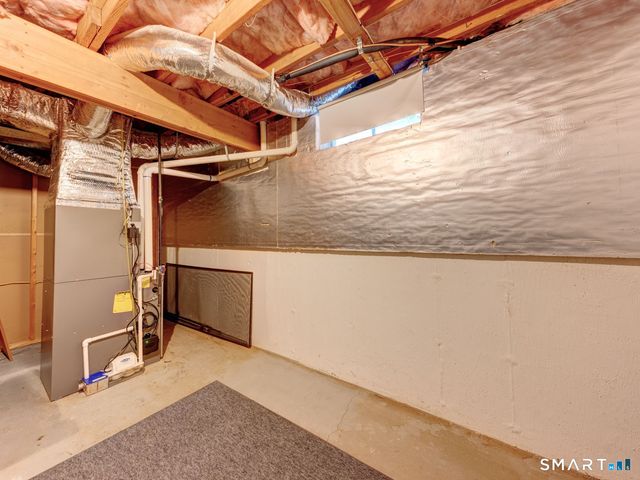 962 South Main Street APT 17, Southington, CT 06479