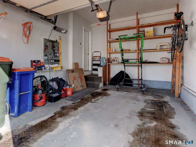 962 South Main Street APT 17, Southington, CT 06479