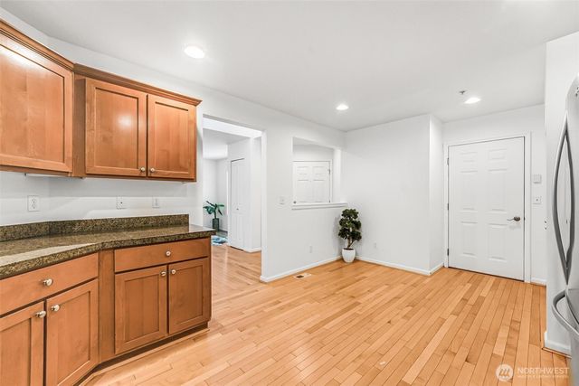 904 72nd St SE, Auburn, WA 98092