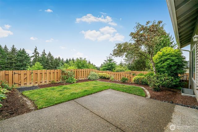 904 72nd St SE, Auburn, WA 98092