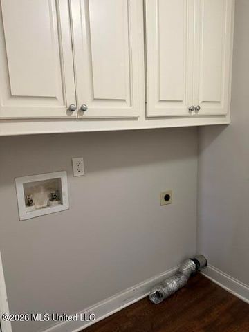 624 Oak Ridge Way, Pearl, MS 39208