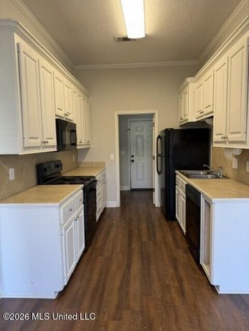 624 Oak Ridge Way, Pearl, MS 39208