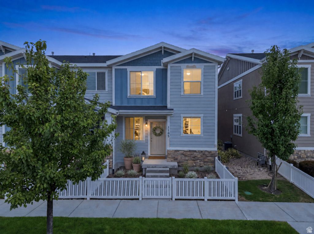 1105 W EMERALD POOLS LN, Bluffdale, UT 84065 — exterior