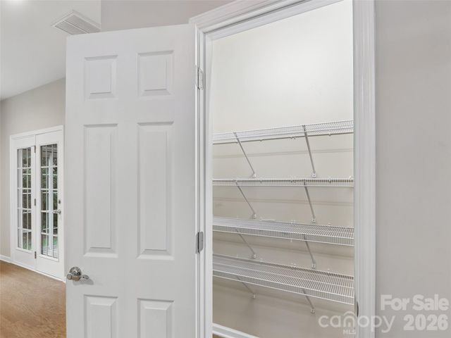 11 Eagle Pointe Way, Flat Rock, NC 28731