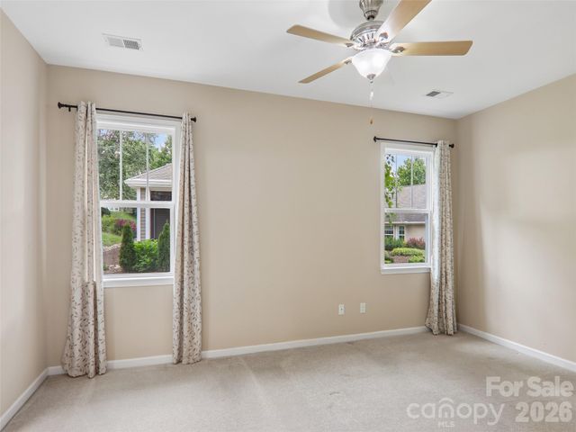 11 Eagle Pointe Way, Flat Rock, NC 28731