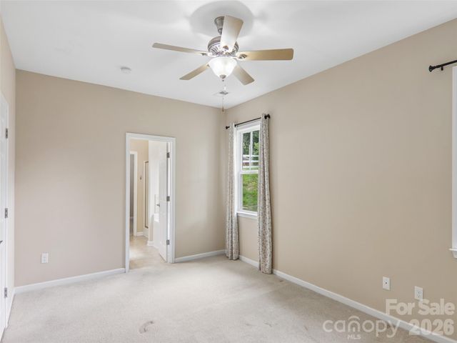 11 Eagle Pointe Way, Flat Rock, NC 28731