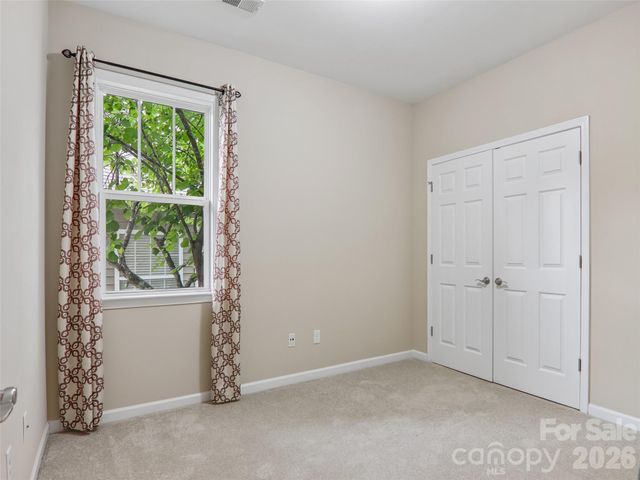 11 Eagle Pointe Way, Flat Rock, NC 28731