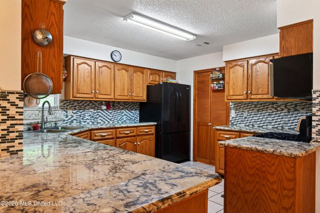 4925 Forestwood Drive, Gautier, MS 39553