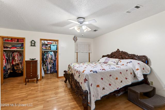 4925 Forestwood Drive, Gautier, MS 39553