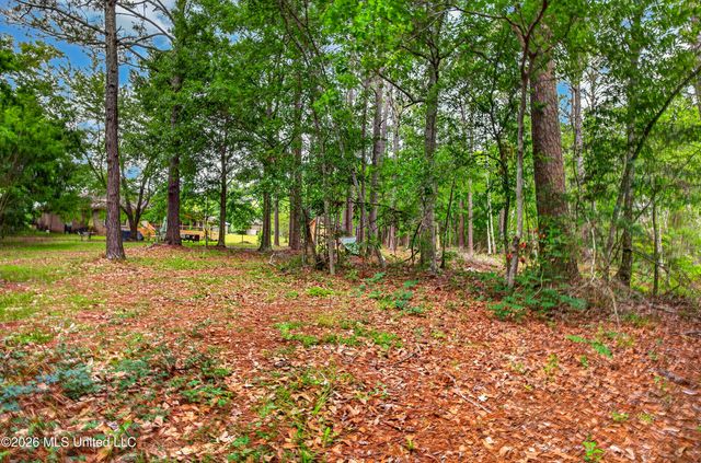 4925 Forestwood Drive, Gautier, MS 39553