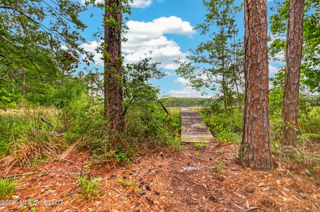 4925 Forestwood Drive, Gautier, MS 39553