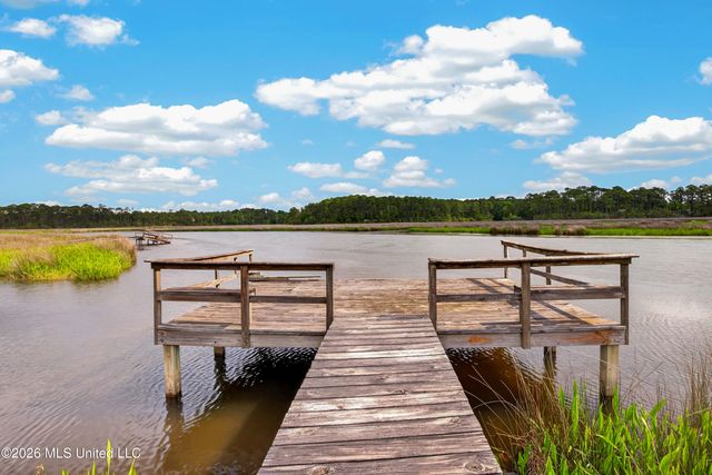 4925 Forestwood Drive, Gautier, MS 39553