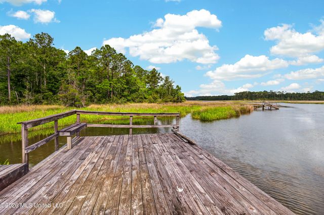 4925 Forestwood Drive, Gautier, MS 39553
