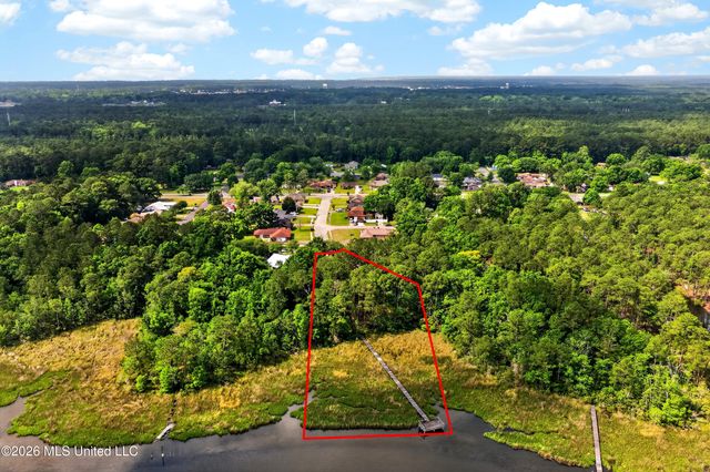4925 Forestwood Drive, Gautier, MS 39553