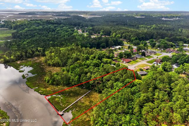 4925 Forestwood Drive, Gautier, MS 39553