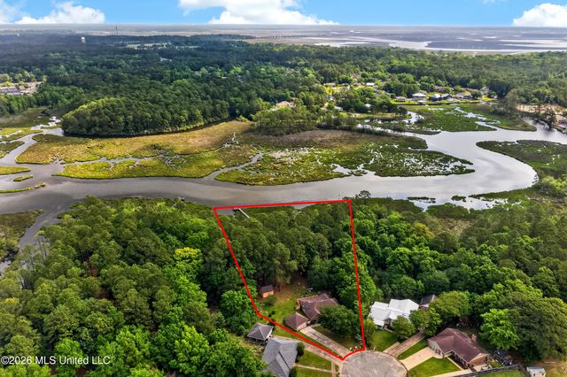 4925 Forestwood Drive, Gautier, MS 39553