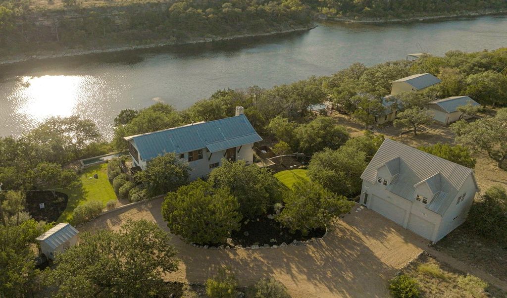 23601 Old Ferry RD 20, Spicewood, TX 78669