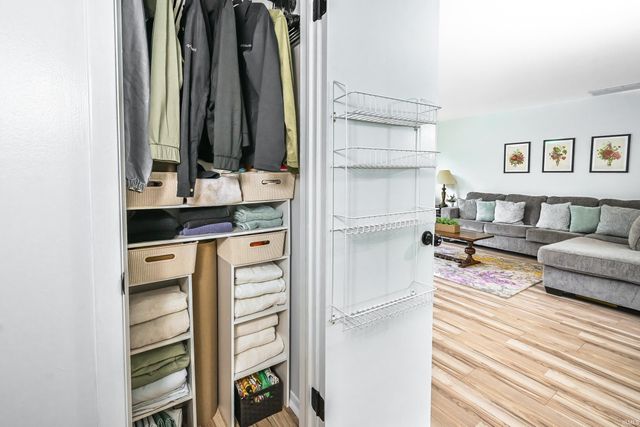 1515 E Dunstan Drive, Bloomington, IN 47401