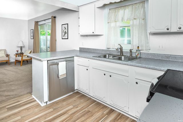 1515 E Dunstan Drive, Bloomington, IN 47401