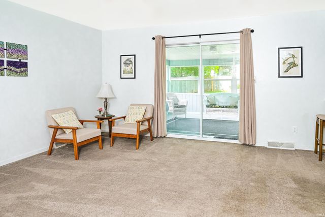 1515 E Dunstan Drive, Bloomington, IN 47401
