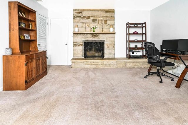 1515 E Dunstan Drive, Bloomington, IN 47401