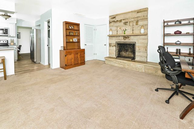 1515 E Dunstan Drive, Bloomington, IN 47401