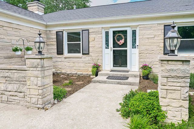 1515 E Dunstan Drive, Bloomington, IN 47401