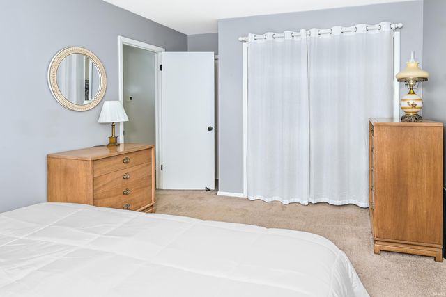 1515 E Dunstan Drive, Bloomington, IN 47401